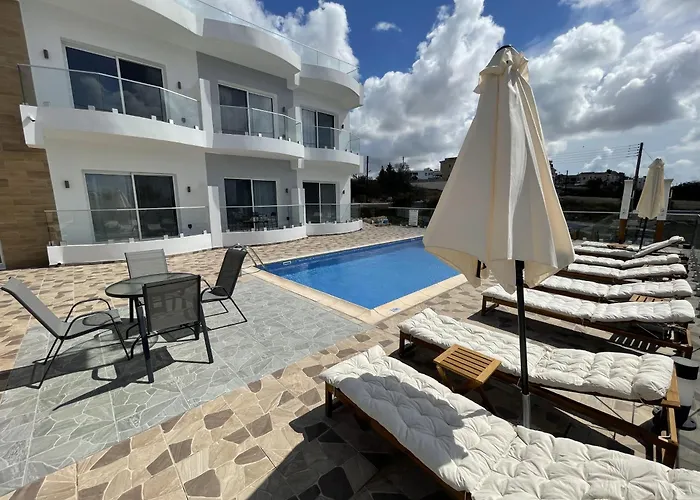 Arf Apartments - With Jacuzzi At The Complex